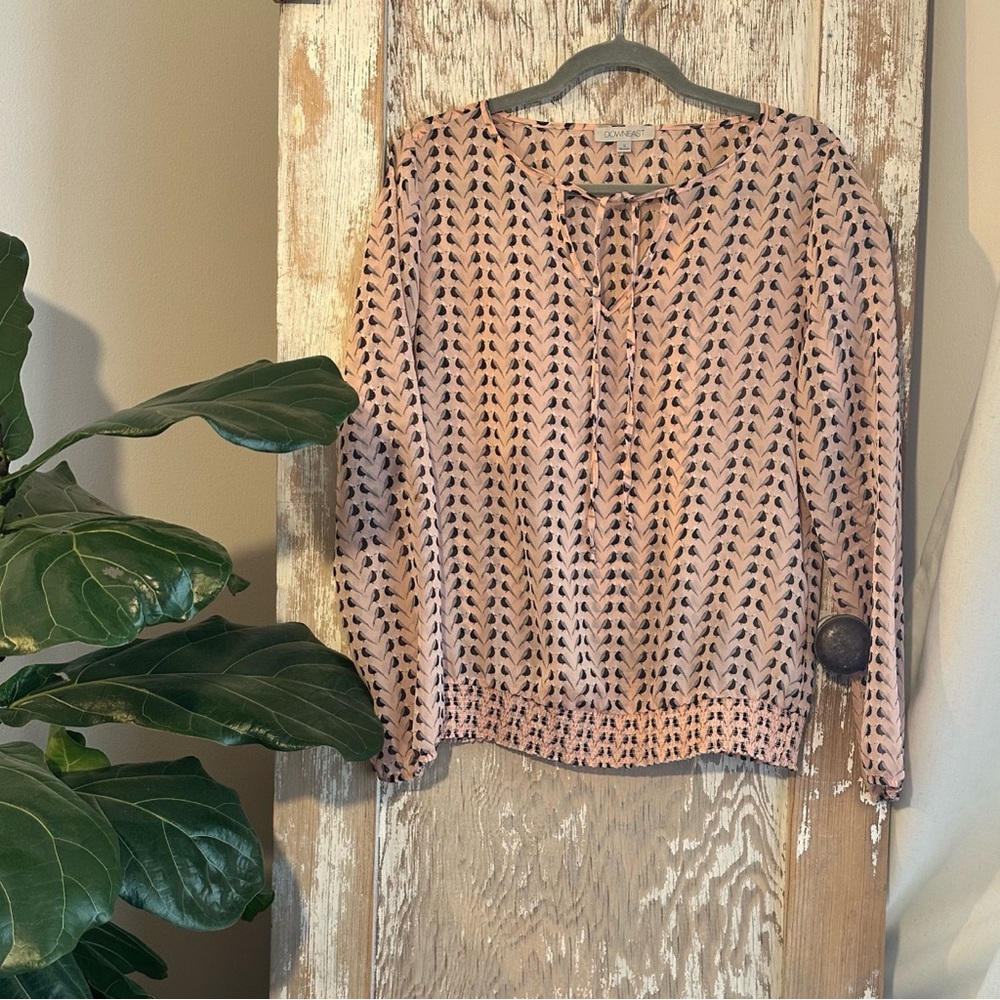 Downeast Women’s Blouse Balloon Sleeve.